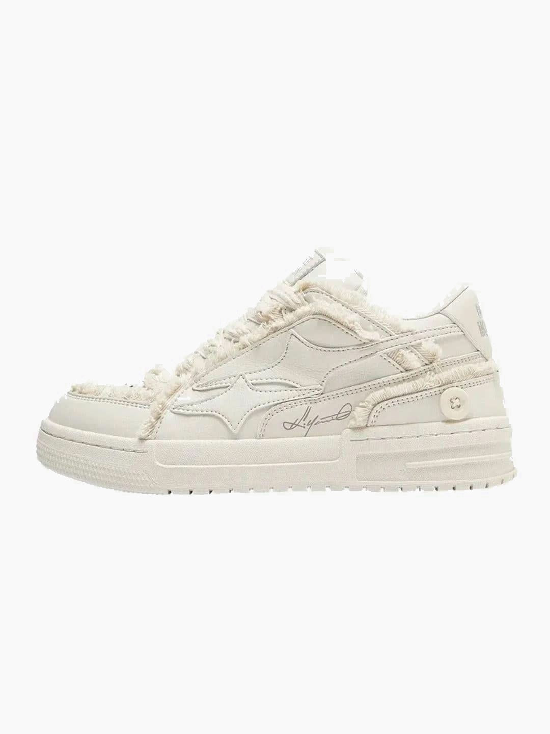 Comet Graphic Sneaker