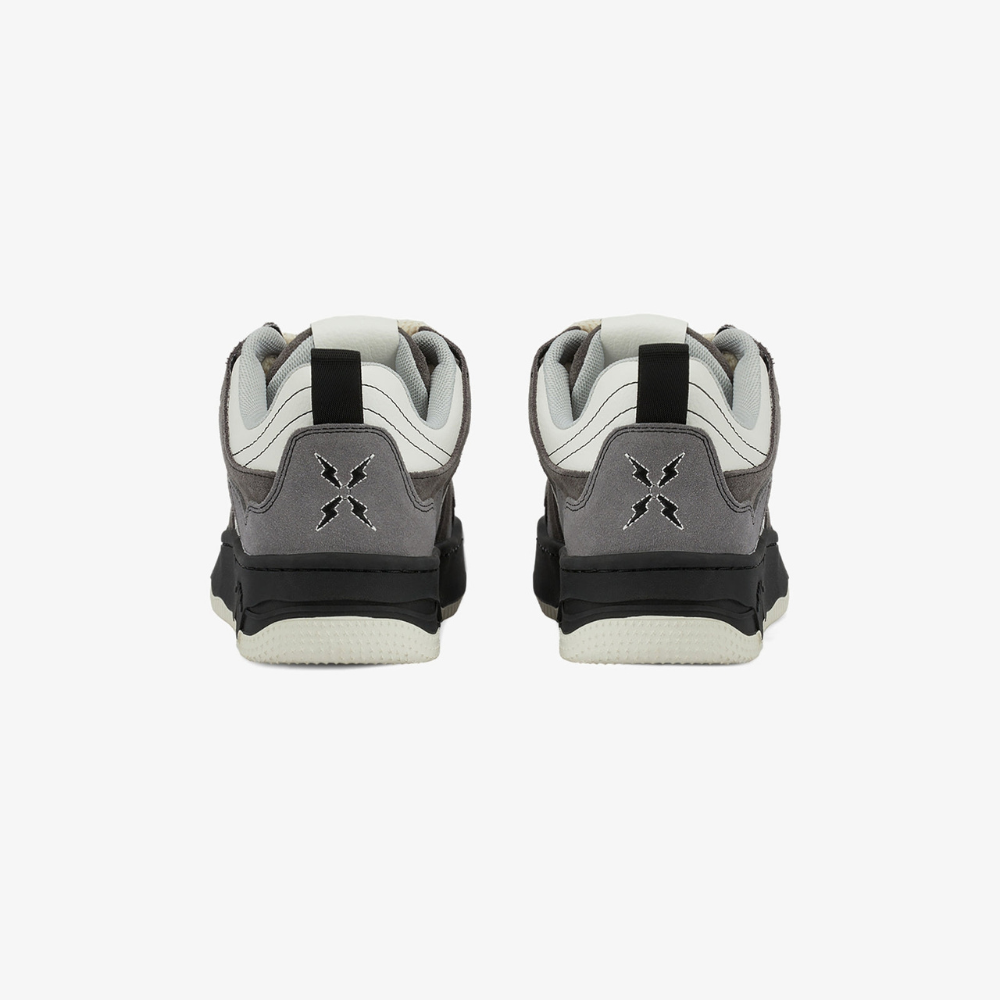 Steel Heavy-Duty Sneaker