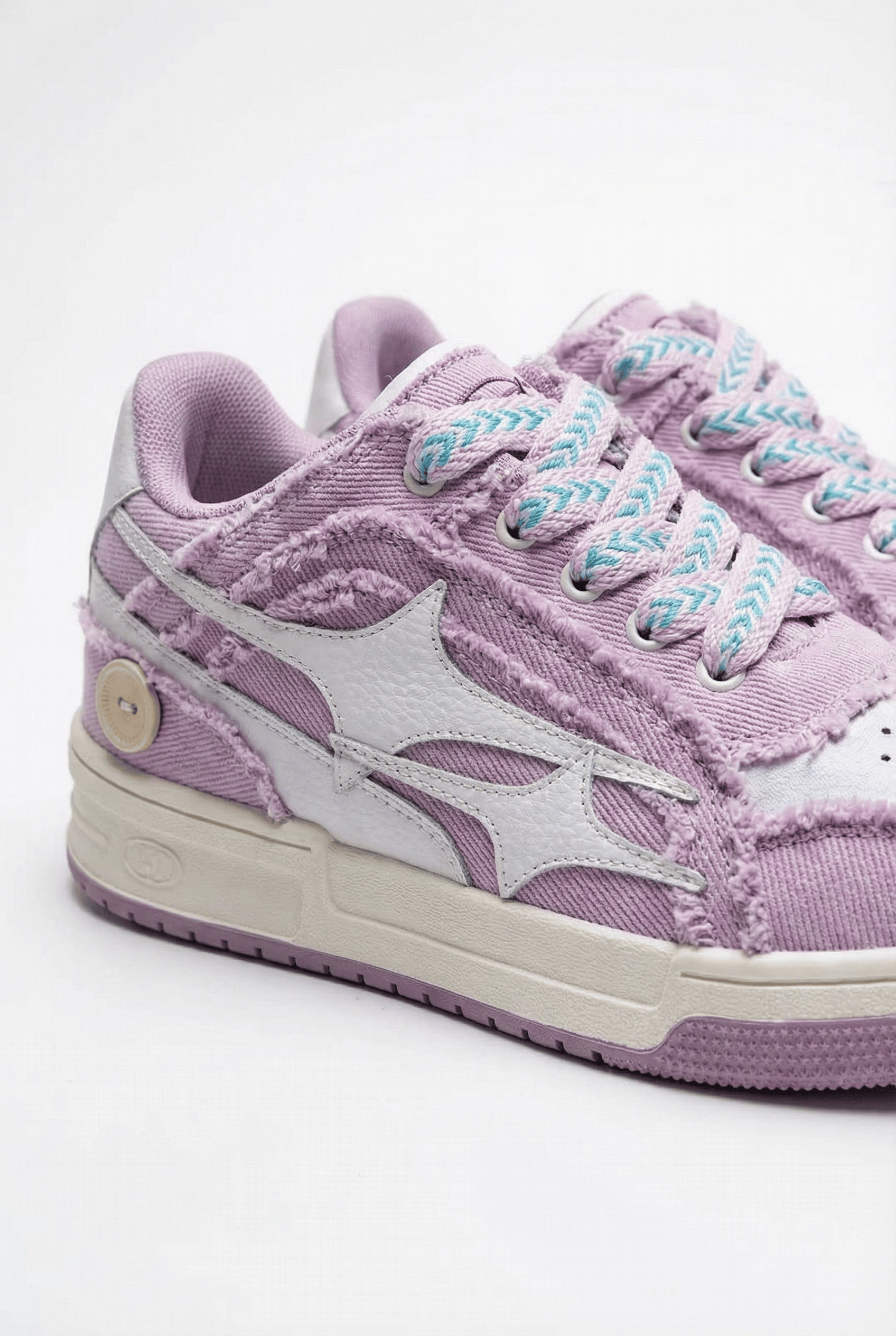 Comet Graphic Sneaker